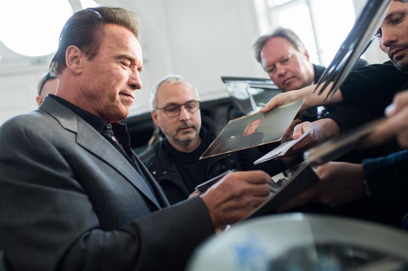 Schwarzenegger critica Trump e afirma que carvão mata mais que o Estado Islâmico
noticias.terra.com.br/mundo/estados-…
