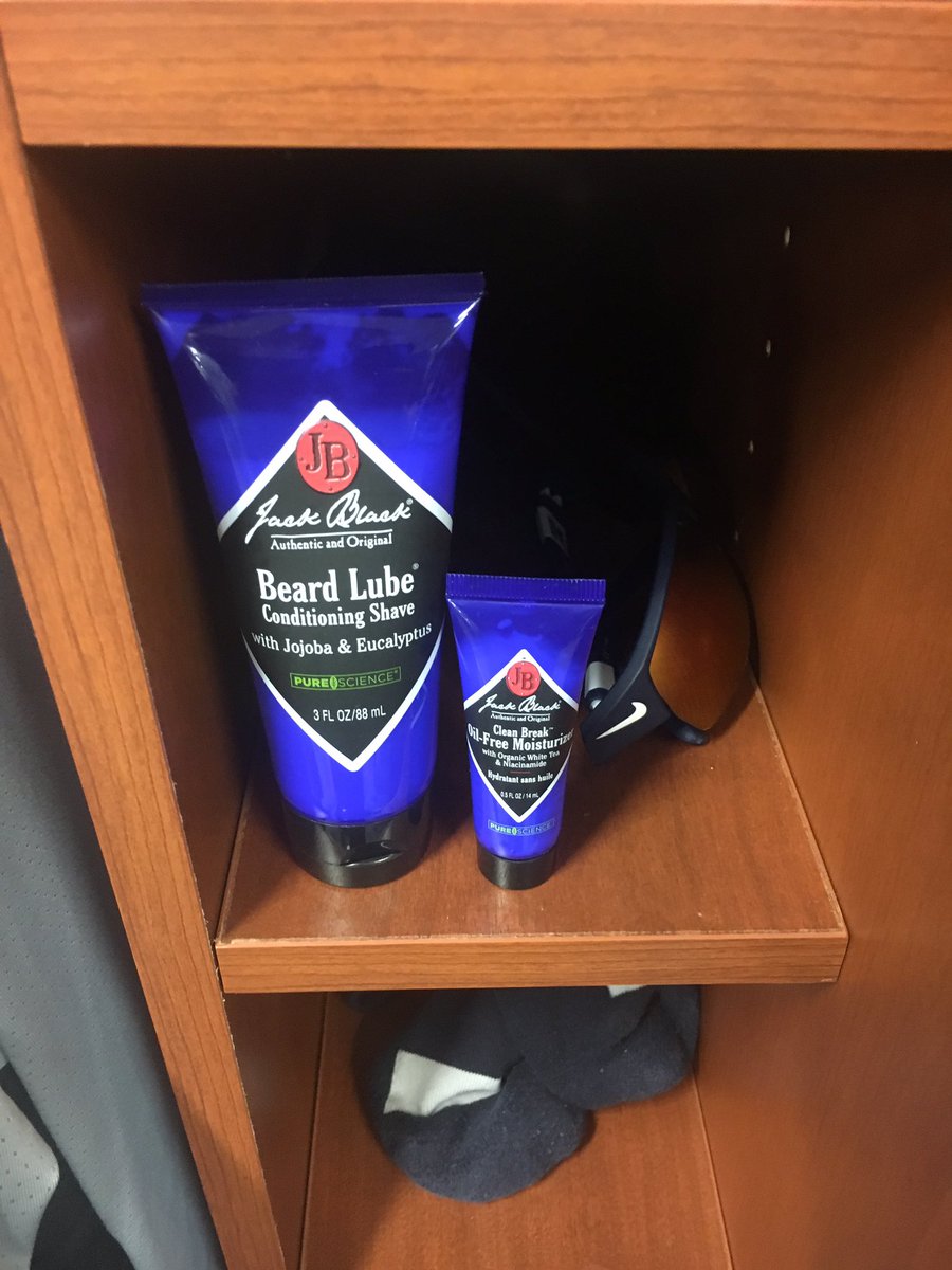 WillyWilson18's tweet photo. @getjackblack has the best stuff for a manly mans face!! #jbspotted #Tigers #Springtraining #winthedamnthing https://t.co/swzxgAqEzG