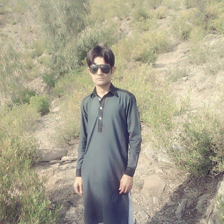 WarwickMarsh's tweet photo. Come hangout with me on #BIGOLIVE https://t.co/DnEbDUpCcK https://t.co/M6nzNodQk0