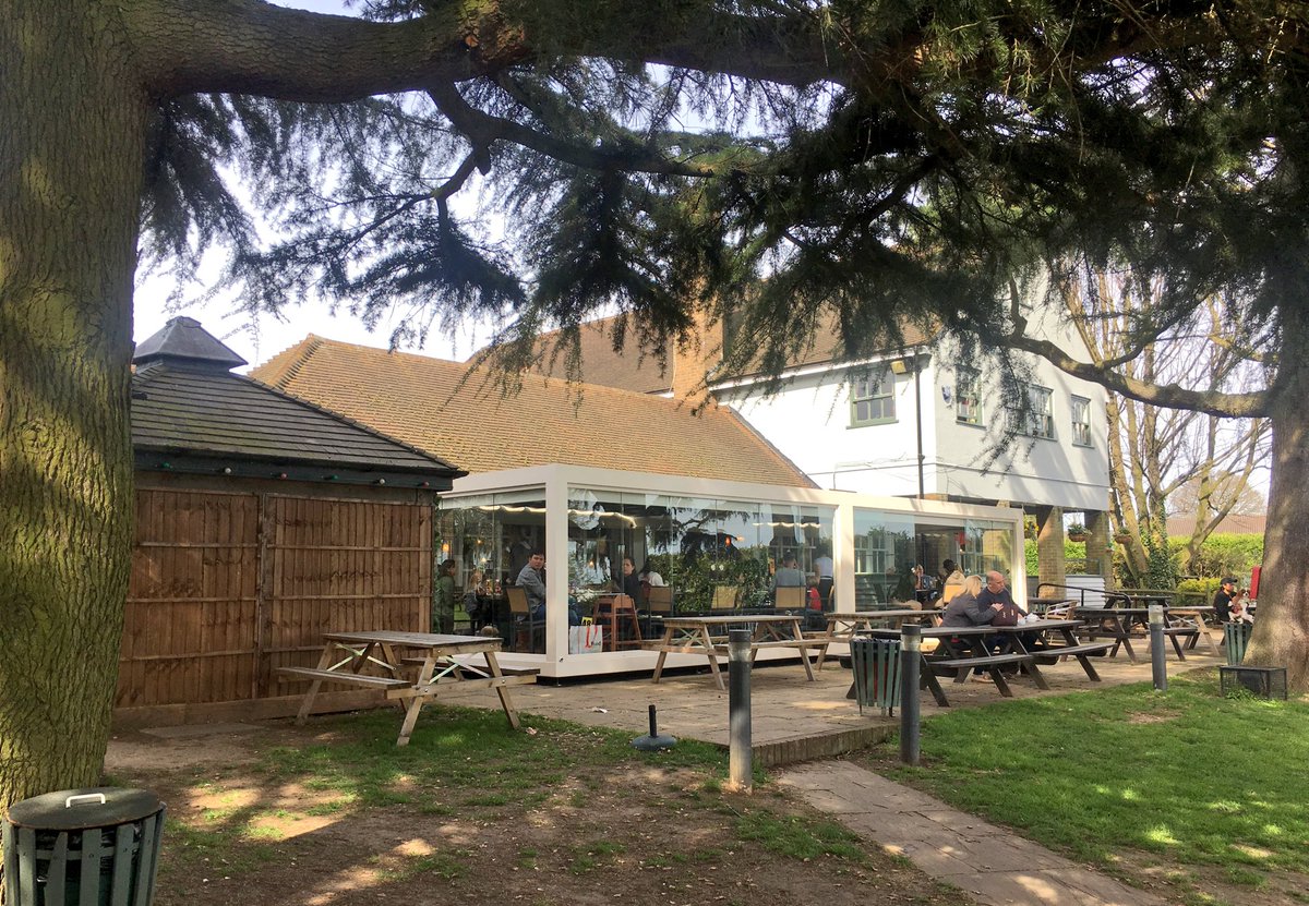 EssexPR's tweet photo. New extension popular today @TheOwlHighBeach ... and outside tables also 

#ForestPub #Families #FreshFood #MothersDay https://t.co/35OhlkbM3M