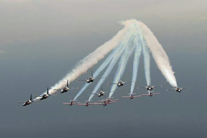 _TNIAU's tweet photo. Whoaaa!!! our picture of the day!!! The Jupiters and black eagles😍😍😍👮 https://t.co/duNcy7j34M