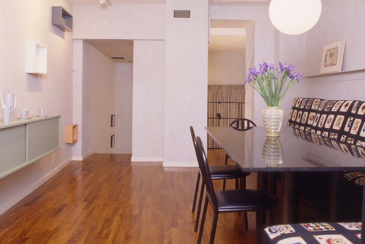 PinkDeb's tweet photo. I'm selling my #greenwichvillage #apt #fsbo #RealEstate #forsale #aptforsale #coop #norealtor #openhouse https://t.co/PSrX0hW6hX