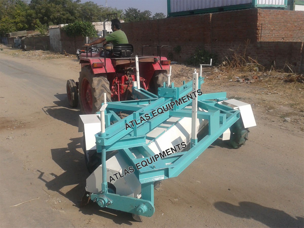 AE_INDIA's tweet image. Road sweepers: atlasequipments.com/road-sweepers/

#RoadSweepingEquipment
#RoadSweepingMachine
#TractorMountedSweeper
#TractorMountedBrooms