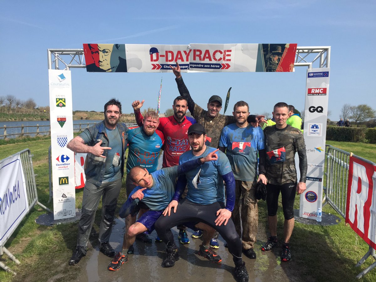 DDayRace's tweet photo. Un grand bravo aux dernières équipes qui ont terminé la #ddayrace2017 👏🏻👏🏻👏🏻 https://t.co/qWrI1PqtHl