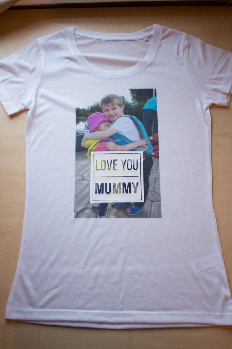 BanterPrint's tweet photo. This gift is a very stylish #photo and #Vinyl #print!

Only £14 for any image and slogan from https://t.co/IZq8qKTpIz

#Mothersdaygifts #mum https://t.co/TUWw1fI5qe
