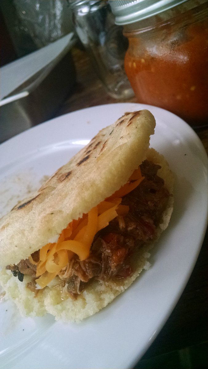AreperaMke's tweet photo. Good morning Milwaukee! Getting some late breakfast! #champbreakfast #arepas #areperamke #arepasinmke https://t.co/3R0vLlClcE