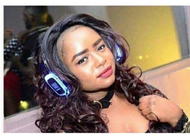 juwakiee's tweet photo. When @Nasty_CSA - NDA track is so lit that your wig shifs few inches back😂🔥 https://t.co/cBcoxBxnSP