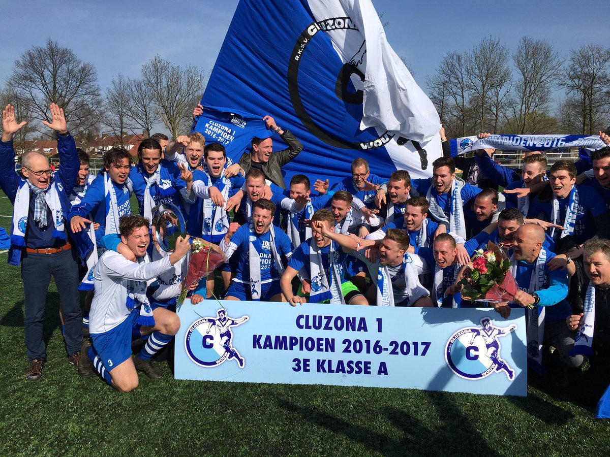 Cluzona's tweet photo. Kampioenen!!! https://t.co/OcmSQE5Bpr