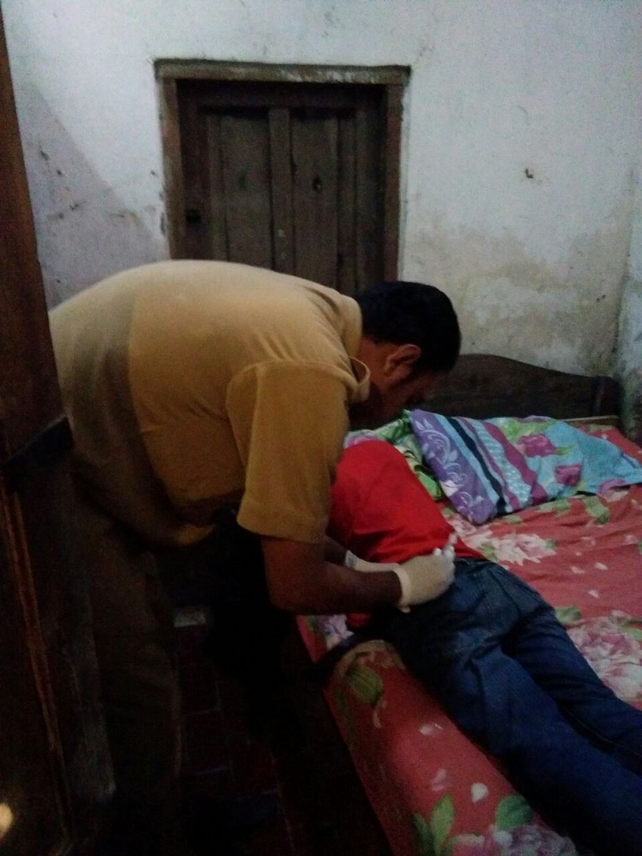 draknever_indrs's tweet photo. kunjungan px jiwa Ponkesdes jombang https://t.co/0OMW9w9L5s
