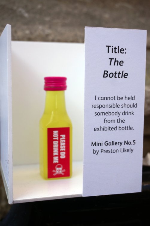 PrestonLikely's tweet photo. If galleries are now exhibiting street art, the street can exhibit galleries (mini ones, that is). #thebottle #minigalleries https://t.co/QZ1bVtUlRD