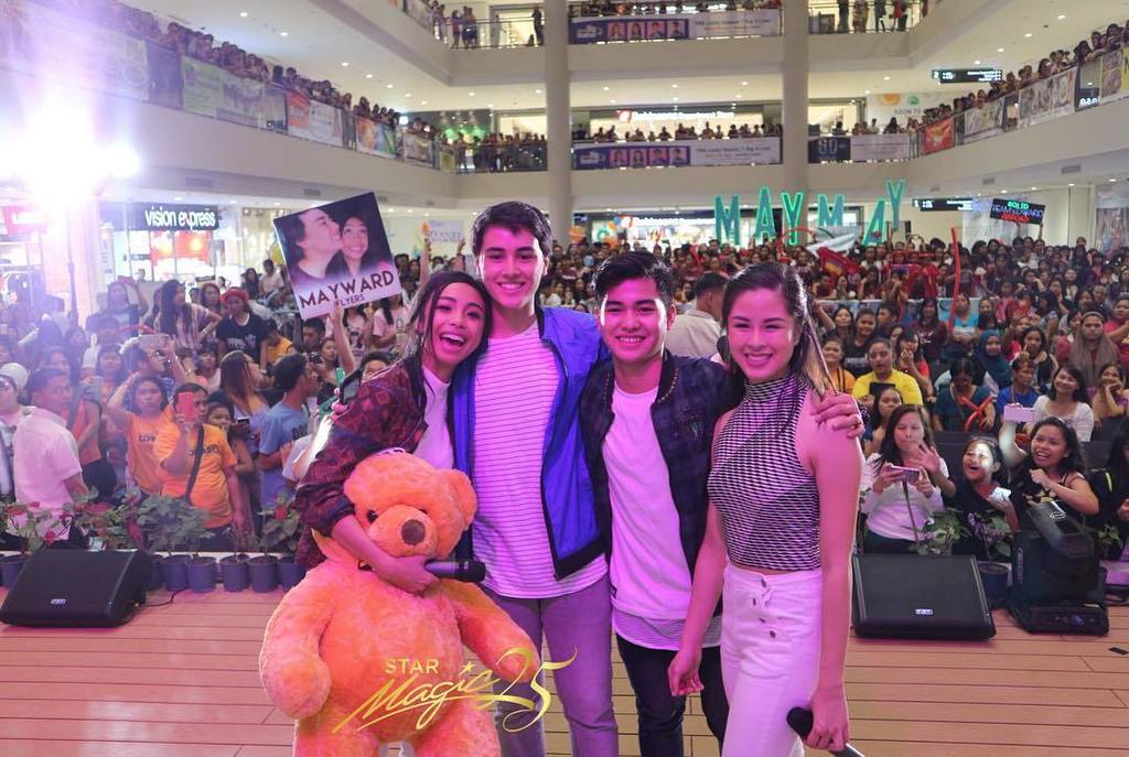 starmagicphils's tweet photo. Maymay Entrata, Edward Barber, Kisses Delavin, and Yong Muhajil at Ayala Malls South Park https://t.co/o9gH6Fdrlq https://t.co/KrIo1y2kq7