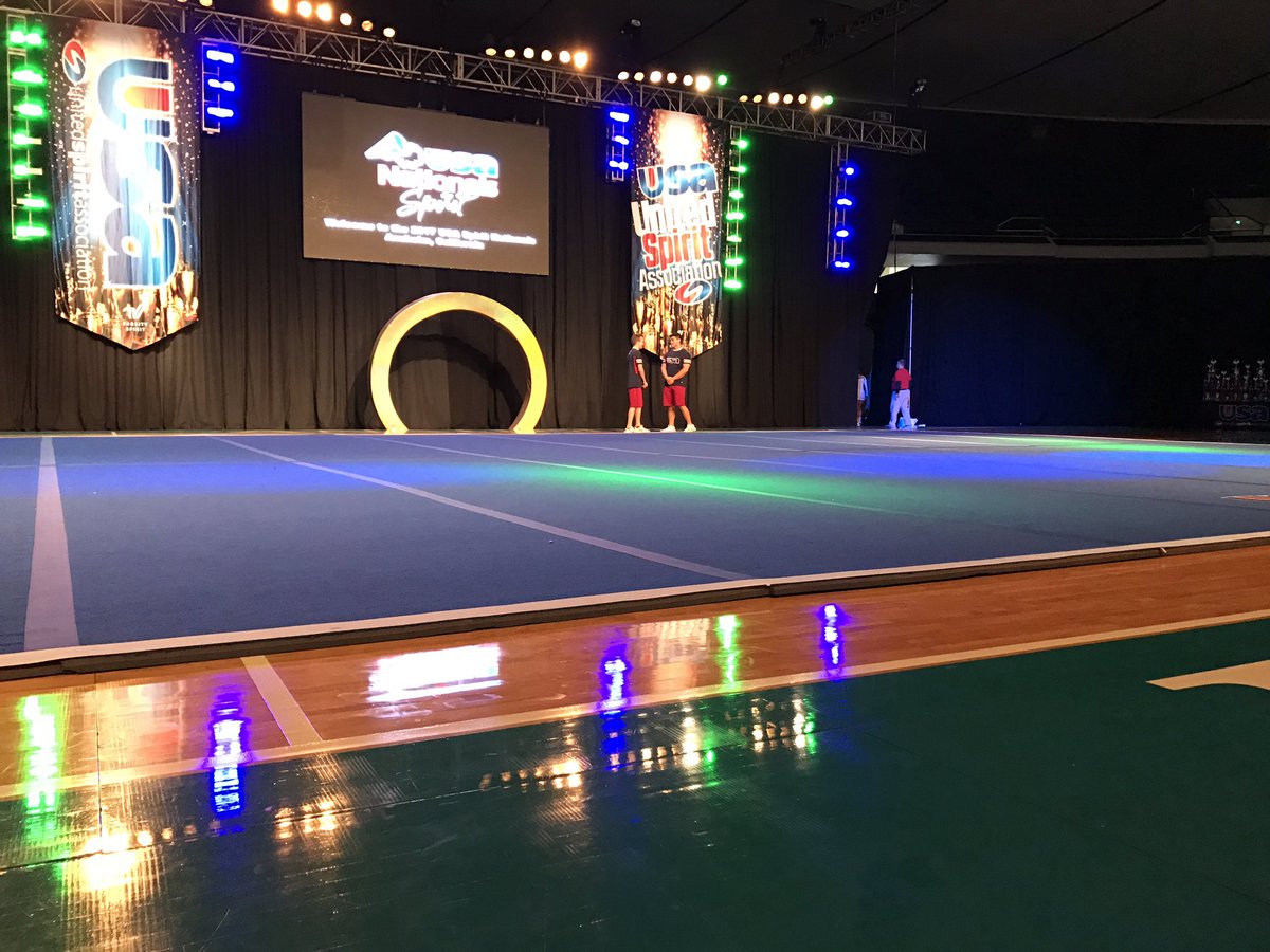 Sun is rising on our LAST day here at High School Spirit Nationals and College Championships! >>> bit.ly/USASpirit2017H…
