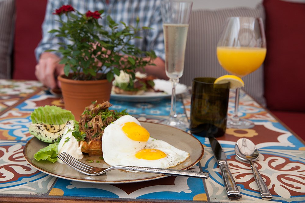 Fortessa's tweet photo. Sunday mornings are best with brunch! #Mimosas #Brunch #Erthe https://t.co/lQ4n3AzrLd https://t.co/H8IuO29SJA