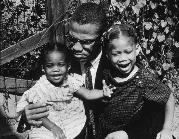 BlkPerspectives's tweet photo. ICYMI: Malcolm X, the Lover by Amy Ongiri #RememberingMalcolm https://t.co/txhuc2HD5f https://t.co/IvUnfg4Y2N