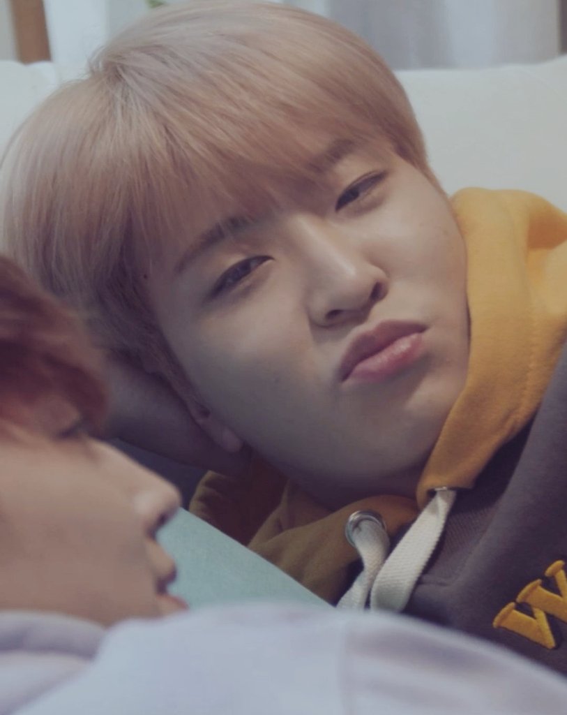 GOT7hood's tweet photo. 영재가 후드 할 때의 그 포근한 느낌이
최고 좋아 https://t.co/Qo72AnCJKd