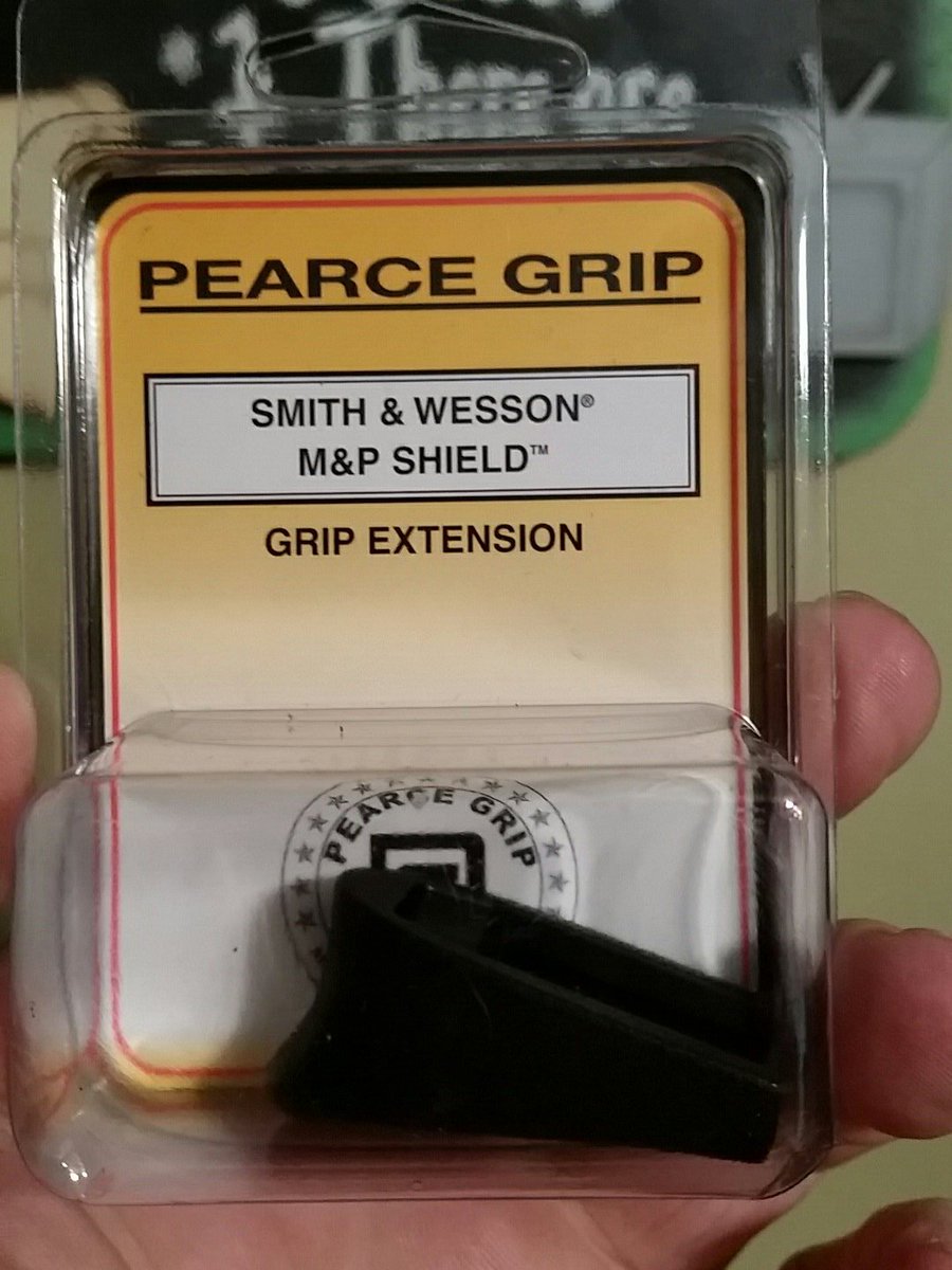 johnnysguns's tweet photo. Got these for the shield today.  Love them.  $21.00 for 3..... improves my grip alot.  Makes me love my shield even more. https://t.co/cXsvq7f5Wu