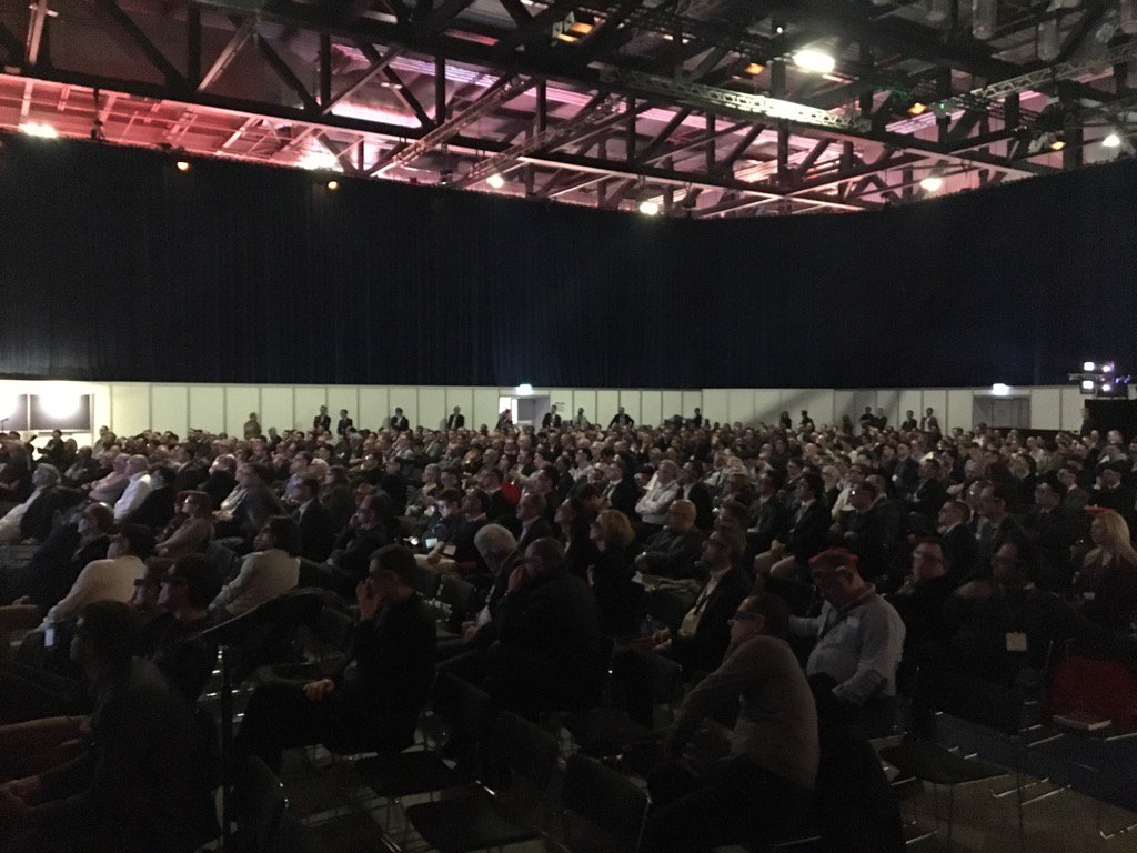 Ben Challacombe (@benchallacombe) on Twitter photo #EAU17 <a href="/prokarurol/">Prof. Prokar Dasgupta OBE</a> <a href="/cathcart_paul/">Paul Cathcart</a> thanks for great support in #livesurgery. Great crowd <a href="/bennamdarian/">Benjamin Namdarian</a> #EAU17 <a href="/prokarurol/">Prof. Prokar Dasgupta OBE</a> <a href="/cathcart_paul/">Paul Cathcart</a> thanks for great support in #livesurgery. Great crowd <a href="/bennamdarian/">Benjamin Namdarian</a>