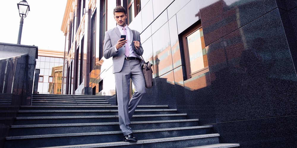 insidertechbiz's tweet photo. 14 apps every modern gentleman should have on his phone https://t.co/aekZCd6yEg https://t.co/nFfT50yPZx