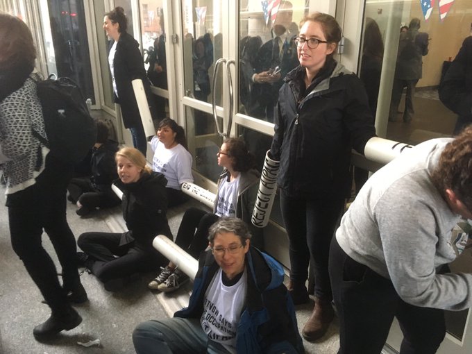 View image on Twitter