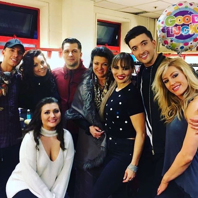 Simply_Pasha's tweet photo. Pasha pic of the day 3/26/17Happy Mother's Day to all those in the U.K. And happy touring… https://t.co/V9IPmCVbMR https://t.co/h7bvQks0ZG