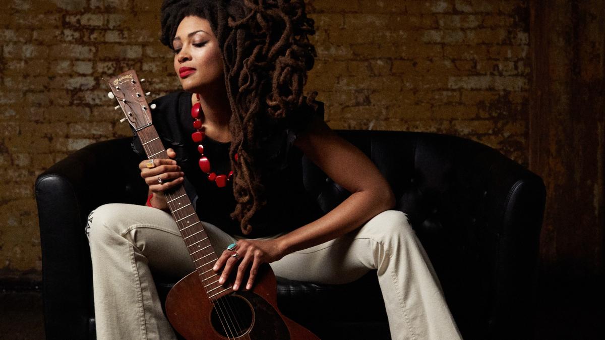 modemakes's tweet image. "Time Is Only Linear On Earth": A Discussion With Cosmic Country Singer Valerie June - Noisey crwd.fr/2noo7MX