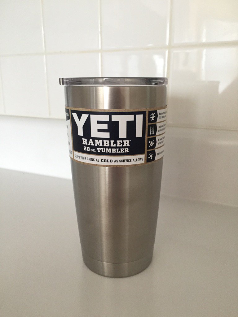 DarlenePallang's tweet photo. Twinning is winning! Thanks for the Yeti Ash. #samecup #samepurse #samephone #samejacket #likemommylikedaughter https://t.co/QvYe9YzsoM