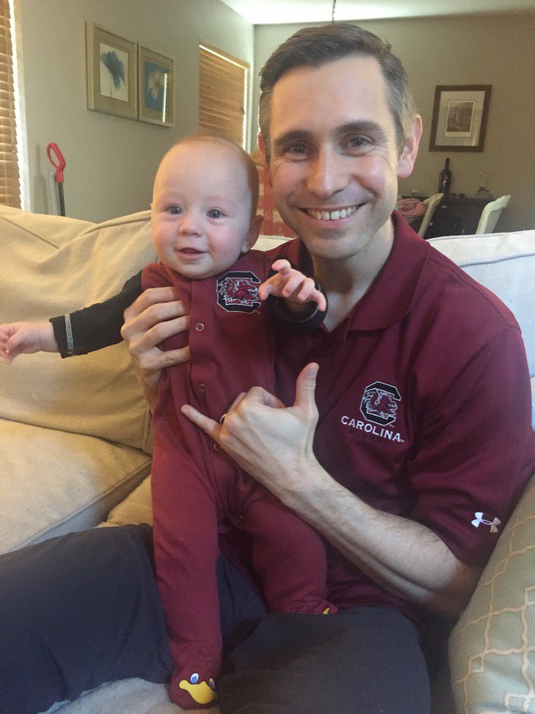 carterwill's tweet image. For all Ellee knows, the #Gamecocks go to the #FinalFour every year!! Maybe she's our lucky charm.