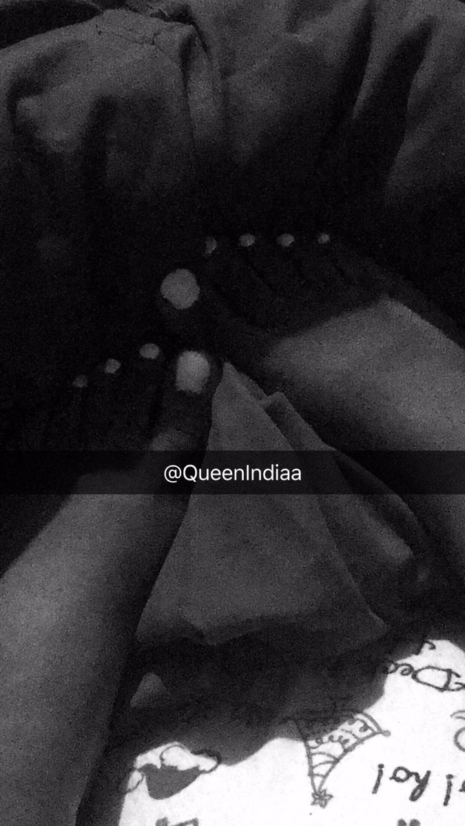 QueenIndiaa's tweet photo. #kik #kikme SPOIL THY QUEEN @RTCunt96 @RTfeet @findommes @RT_Loser_slave @RTPromo2 @rtpig @rtfeet @rtdumb #findom #sissytasks #payingsub https://t.co/Yj3Sx3fksx