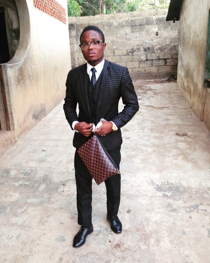 olatunde_blaize's tweet photo. Baby boy for life!!! Heading into the CEO, polo club and private jet life soon #BlaizePixels #ClassicMan https://t.co/heQm7EUXjO
