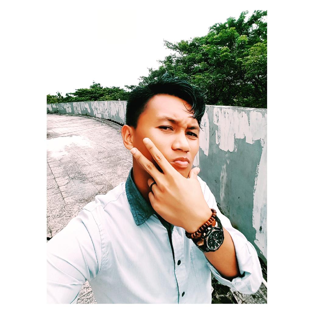 Dzhul_07's tweet photo. Kkkkkkk https://t.co/PhIbgOfVhP