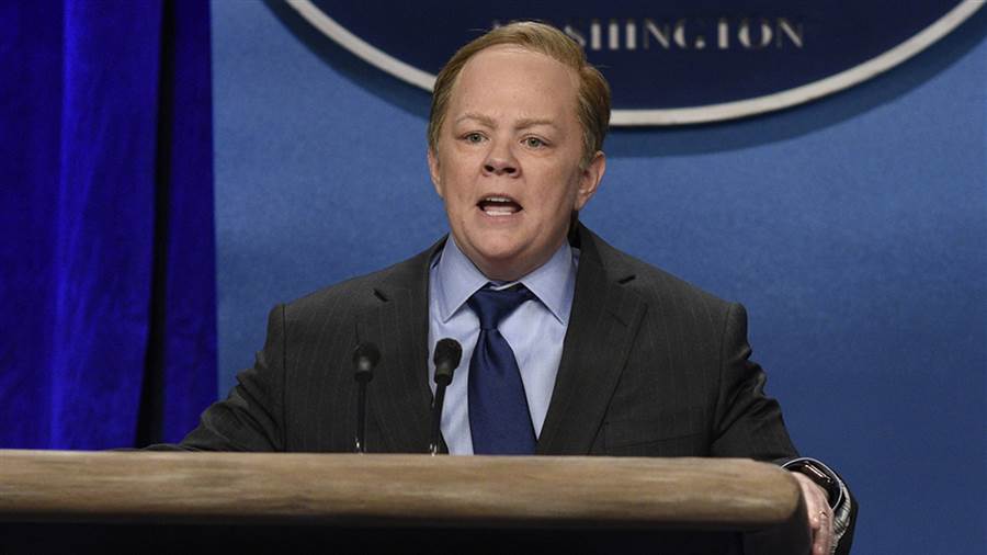TODAYshow's tweet photo. .@melissamccarthy is gearing up for return as Sean Spicer on 'SNL' https://t.co/g35UHgzKg2 https://t.co/rEwNEu4KKz