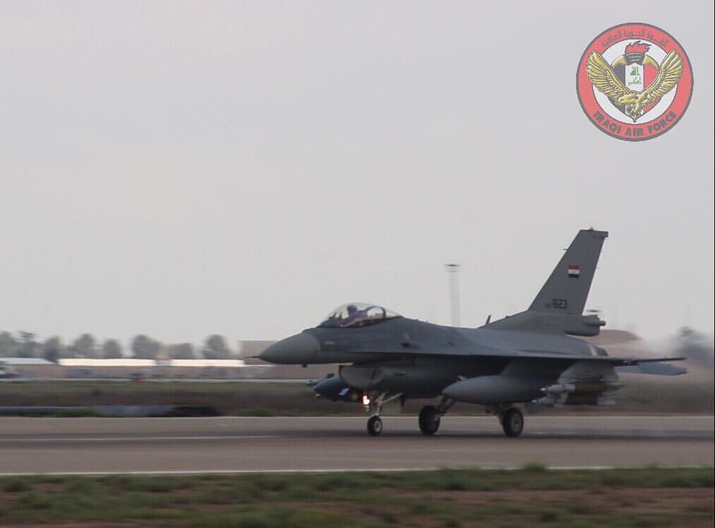 C73Hm68XQAACeFV.jpg