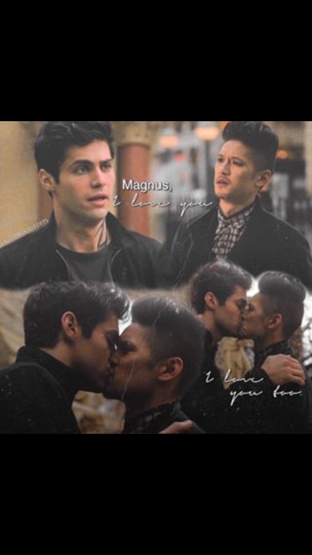 SHfans_India's tweet photo. It's been one year since #Malce came into our lives ❤️❤️❤️
#OneYearOfMalec 
-Rachael https://t.co/p5rhbG4zLQ