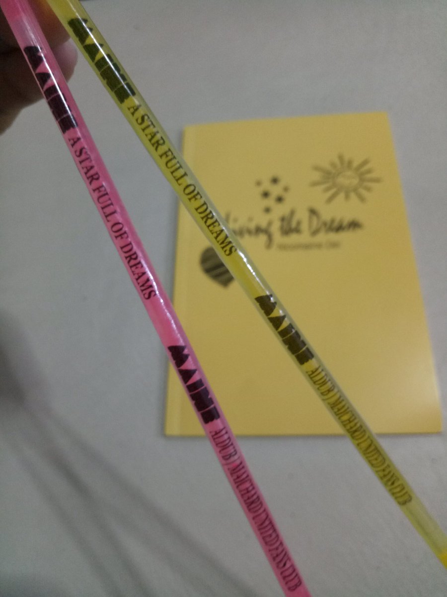 jojojocacaca's tweet photo. Yiiieeee got my souvenir from @mainedcm 's birthday party last week!!! 😍💕💖❤💘
MAINE MEGAicon
#MaineAt22UnityEvent https://t.co/e8ujReHFif