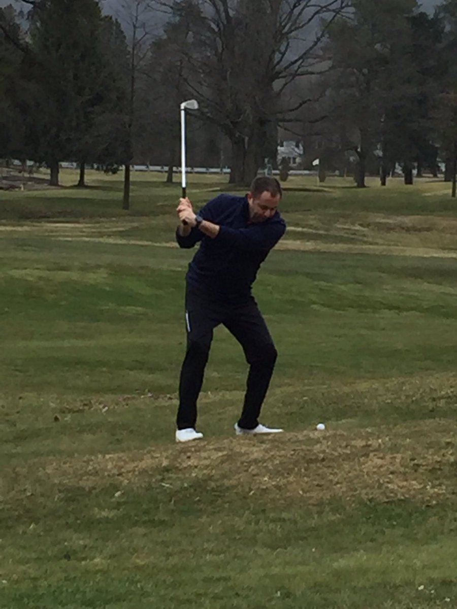 23ty26lex's tweet photo. Living the life playing golf with my bunny in 45 degree weather burr @quadracer_127 https://t.co/RX7ypdjMm0