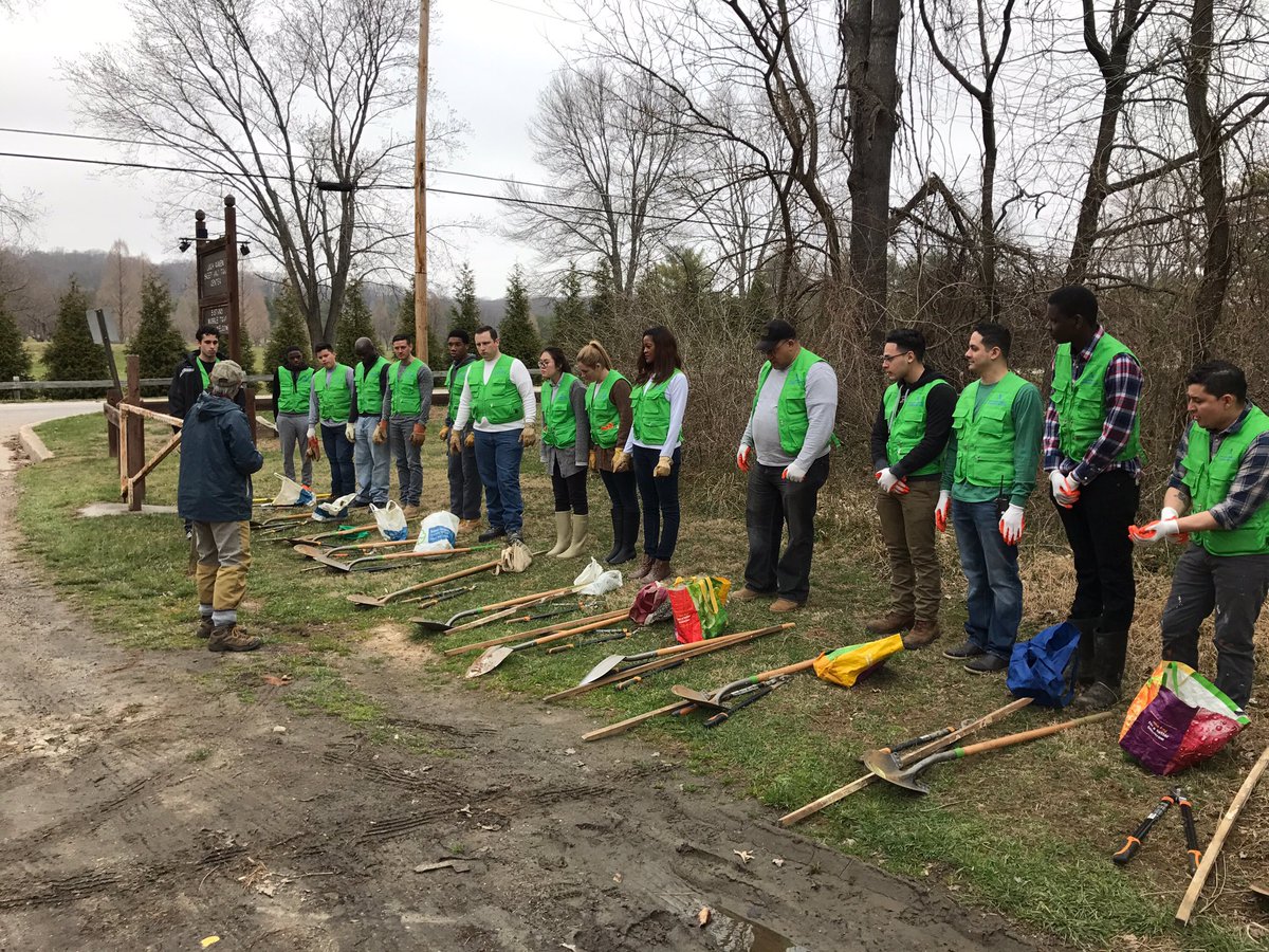 WMSCOGEastCoast's tweet image. WMSCOG in Maryland getting ready to start saving our trees. #treepreservation