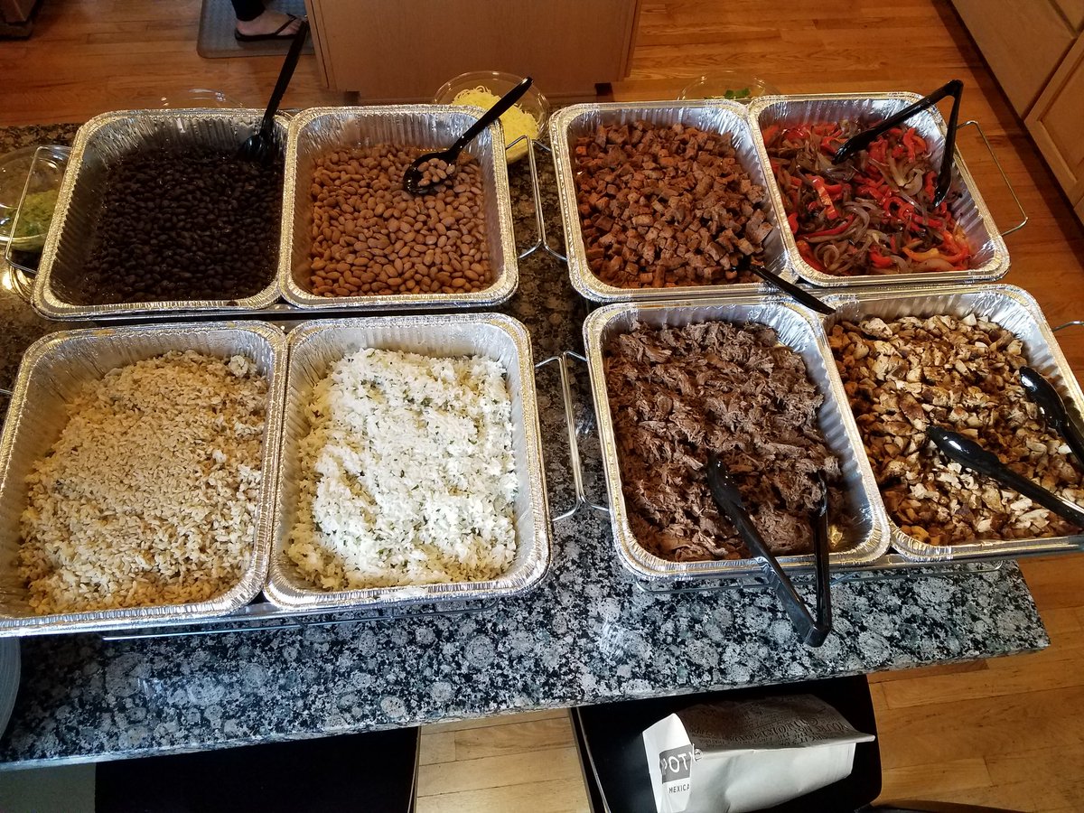 RichardBaze's tweet photo. Thank you @ChipotleTweets, great food as always.
#chiptopia #thanksforlastnight https://t.co/TiZOE3q4O3