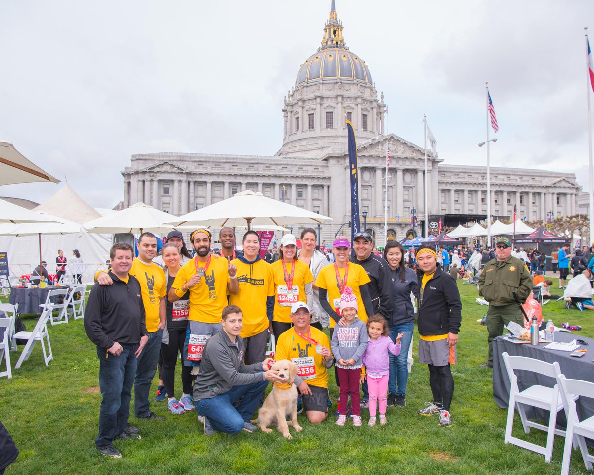synchrony's tweet photo. Congratulations to our partners and employees who rocked #RNRSF together! #SYFROCKS https://t.co/CJDewQinCi