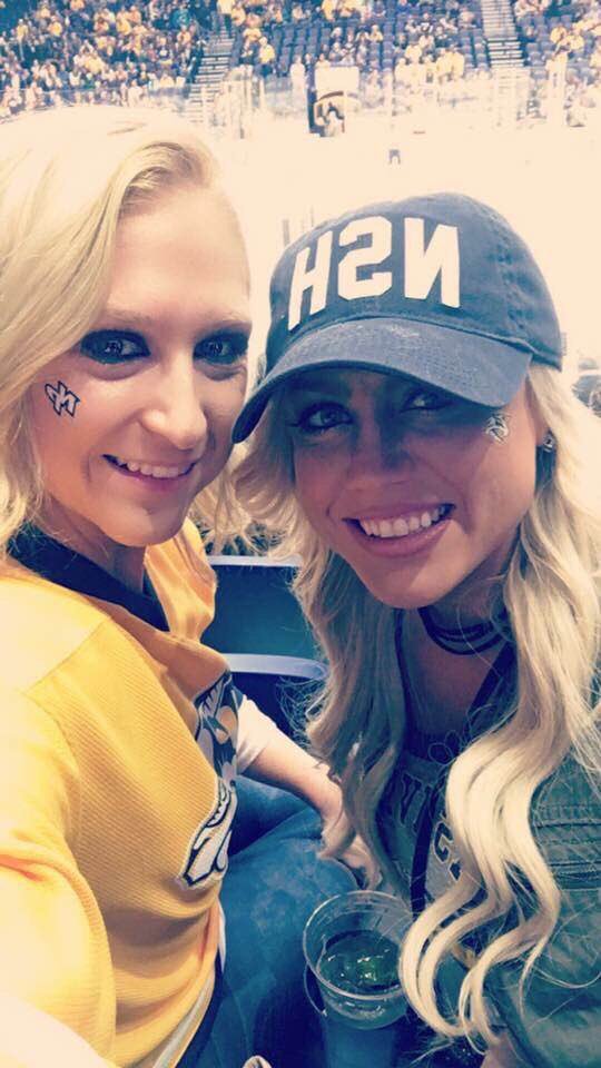 SeparateCharm's tweet photo. 🎈My Birthday at the Preds Game so much fun! 🎈#predsgame https://t.co/IldnkvmQiT
