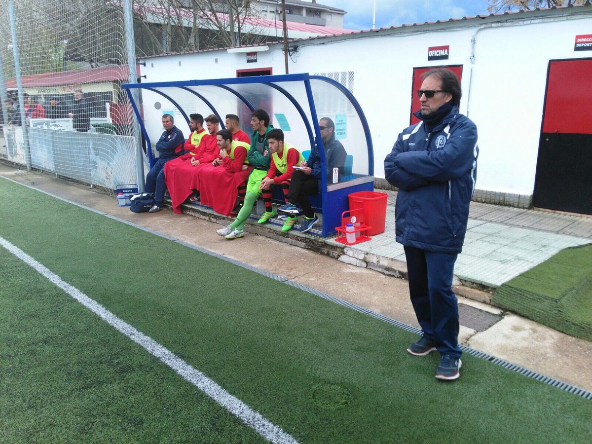 EFEmerita's tweet photo. Imagenes del partido de hoy https://t.co/MqS6hJMrPU