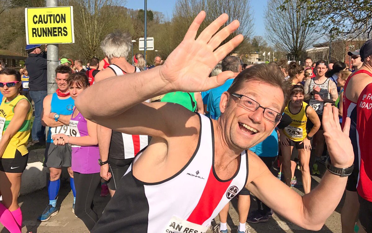 Great vibes at today's An Res Hellys 10 mile multi terrain run ... #photobomb // <a href="/at_your_pace/">KAYPABILITY At-Your-Pace</a> #Run