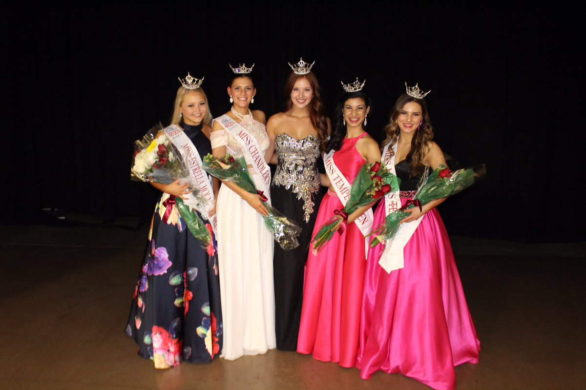 MissChandlerOT's tweet photo. So excited to be your new Miss Chandler's Outstanding Teen 2017👑 #RoadtoMissAZOT https://t.co/O2osfQGDoH
