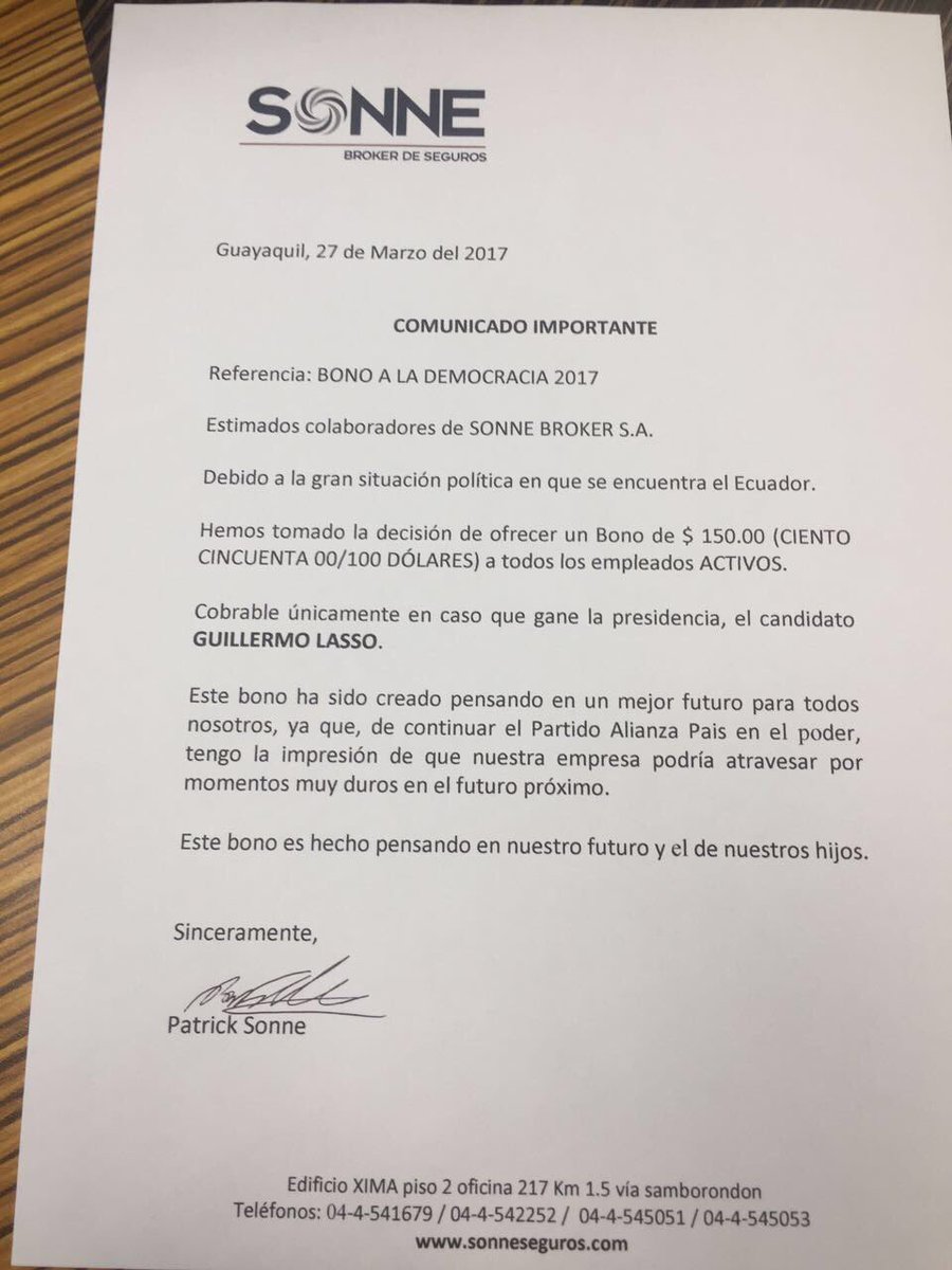 sucocastillo's tweet photo. No solo leche y pan. También dinero en efectivo...

¿Qué entenderán por democracia está gente? https://t.co/syQ9fUX5fL