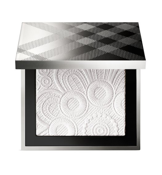 davelackie's tweet photo. Burberry's Fresh Glow Highlighter in White adds a beautiful radiance! Enter here https://t.co/vesd2OKkdM on blog to win it! blog giveaway https://t.co/WOtcdC3ck3