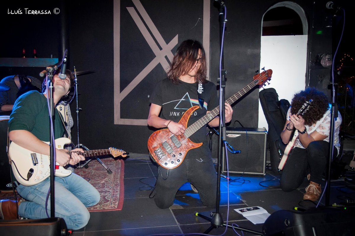 Fotos i crònica del concert de SALVATGE COR al Sabotage: elmondelrock.com/2017/03/salvat…