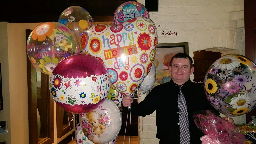 Selling balloons <a href="/BrewersWindmill/">WindmillBrewersFayre</a> for <a href="/GreatOrmondSt/">Great Ormond Street Hospital for Children</a> <a href="/ianvance83/">ian vance</a> <a href="/RobEwing1/">Rob Ewing</a> <a href="/SpencerGraydon/">Spencer Graydon</a> <a href="/elizadbrooks/">Eliza Brooks</a> <a href="/Clairewhitworth/">Claire Whitworth</a> <a href="/biddulphsteve/">Steve</a>