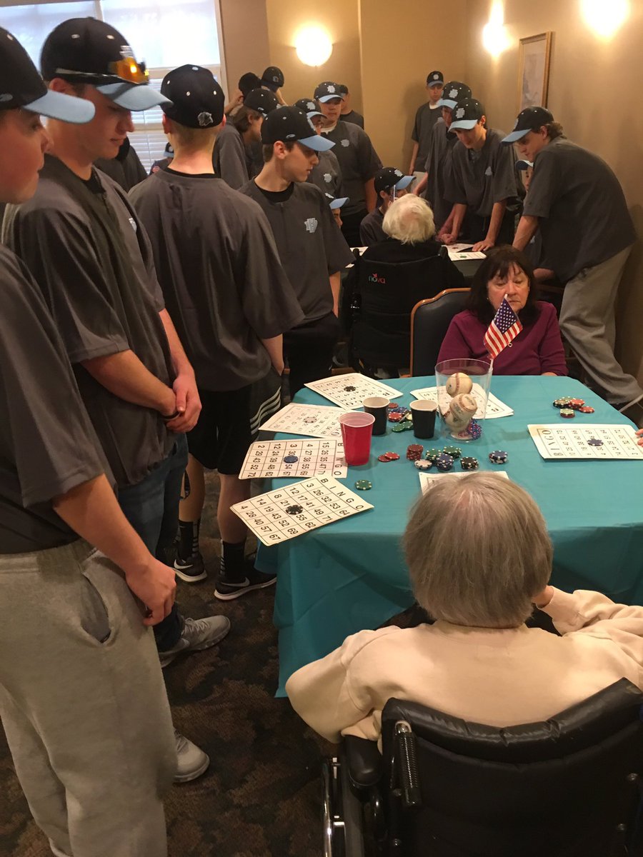 DarbyBaseball's tweet photo. Great way to spend our Sunday, giving back to the community #12.9 https://t.co/23PsYTDbUp