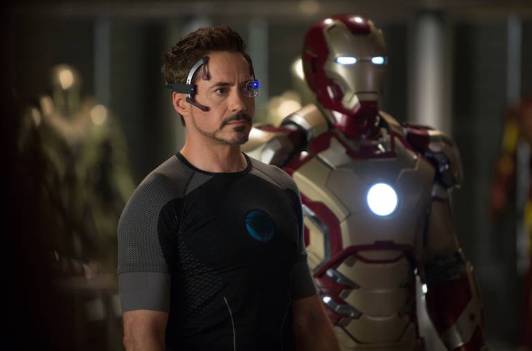 MarvelUK's tweet photo. RT if you're watching @RobertDowneyJr in #IronMan3 on @BBCOne! https://t.co/0f4aNRBx69