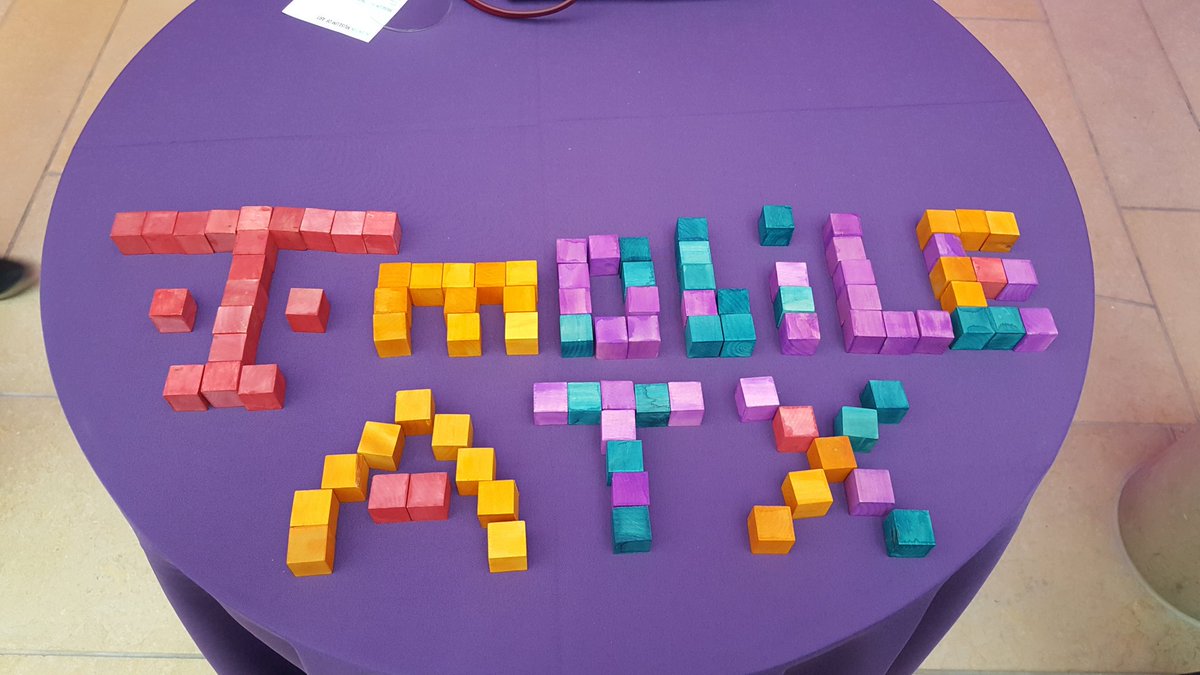 jasonrex79's tweet photo. Showing T-Mobile love at the Blanton Museum of Art block party!!  #T-Mobile #ATX #BlantonBlockParty #TMobileTuesdays #UnCarrier #Goodtimes https://t.co/5OHDByERYk