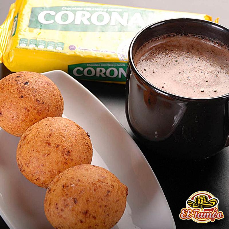restambo's tweet photo. ¿Ya probaste los ricos buñuelos con chocolate? Este chocolate no se sirve como sirope, realmente es una taza de chocolate Corona caliente. https://t.co/7TrauOvQ43
